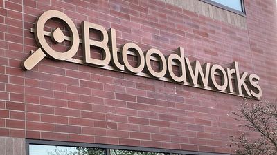 Image for story: Save a life by donating blood in the KOMO Winter Blood Drive 2024