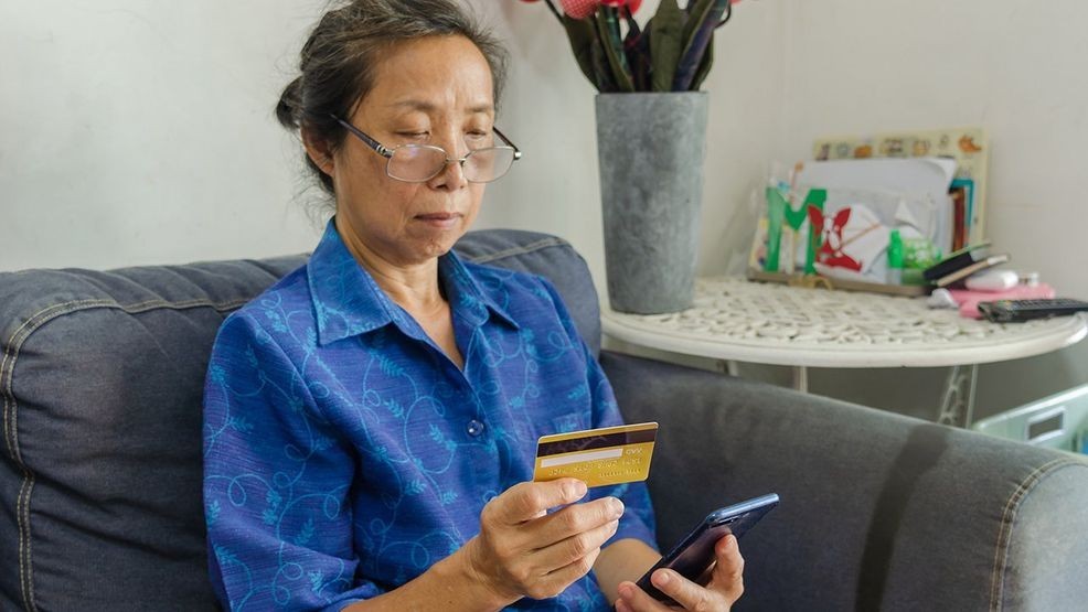 Image for story: How to maximize your 0% APR credit card and avoid debt traps