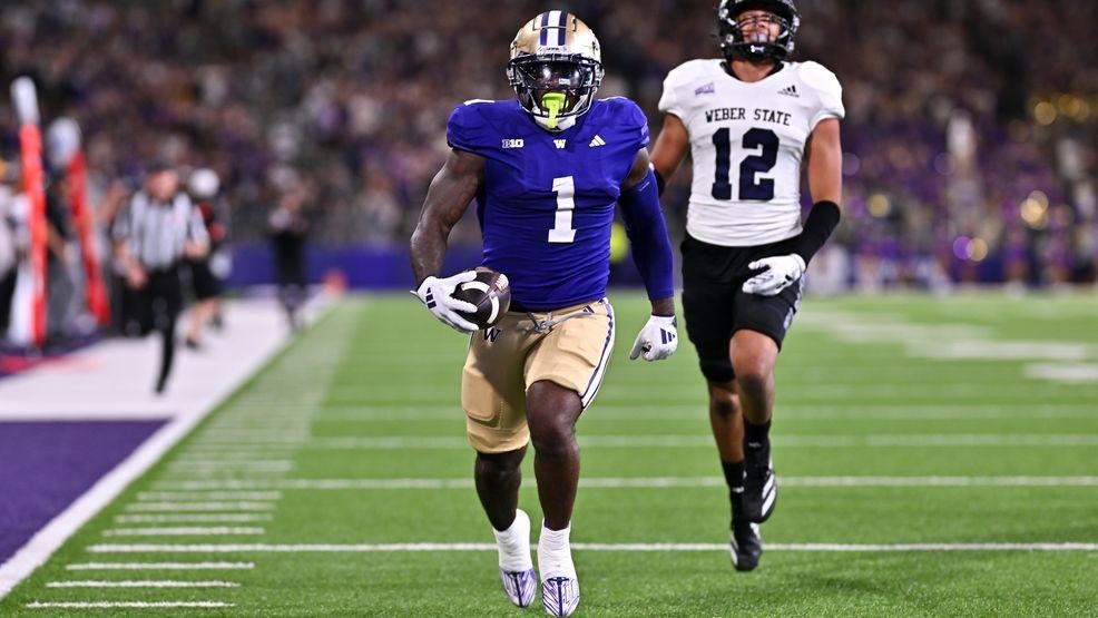 Image for story: UW Football grapples with rough start amid high expectations, new challenges