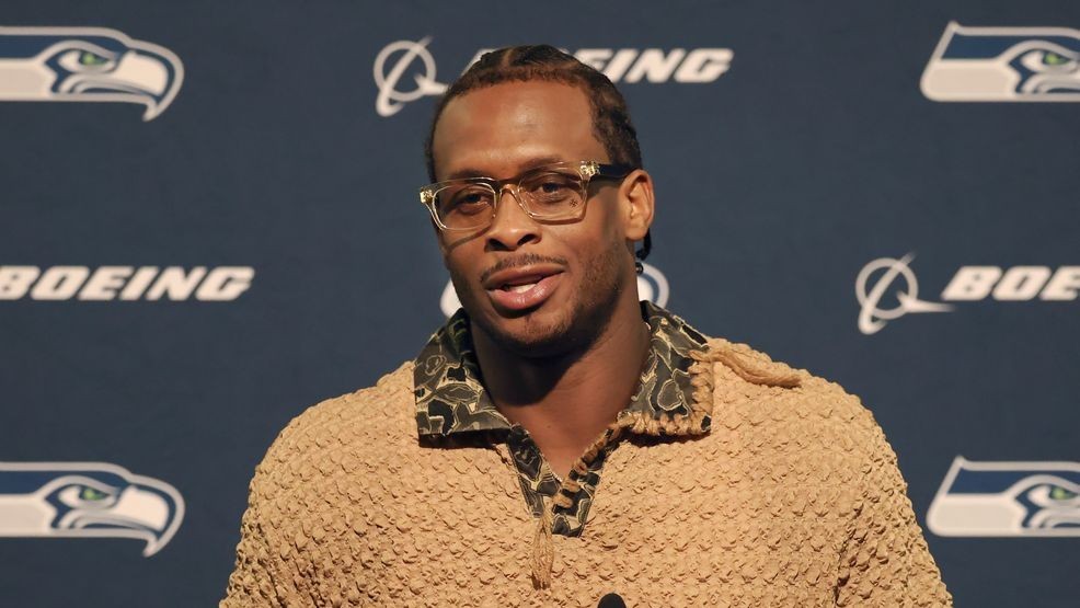Image for story: Seahawks have new life after Geno Smith's possibly season-saving TD run